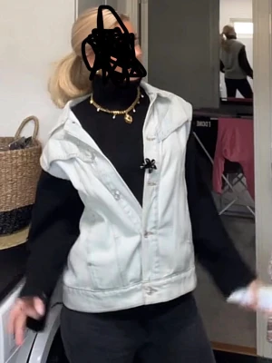 Ljusblå jeansväst mango - Otrolig snygg jeans väst från Mango