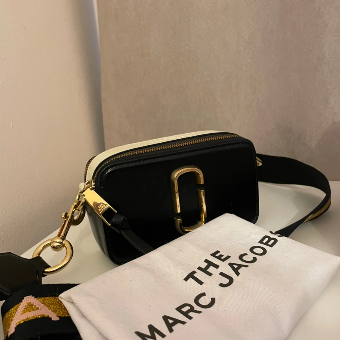 Marc Jacobs Snapshot väska