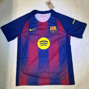 Lamine Yamal Matchtröja - Lamine Yamal Matchtröja hemmaställ från 25/26 säsongen som är i nyskick