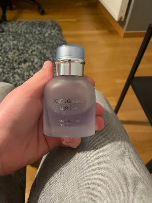 Dolce gabbana parfym - Hälften kvar riktig säljer för har tröttnat på den