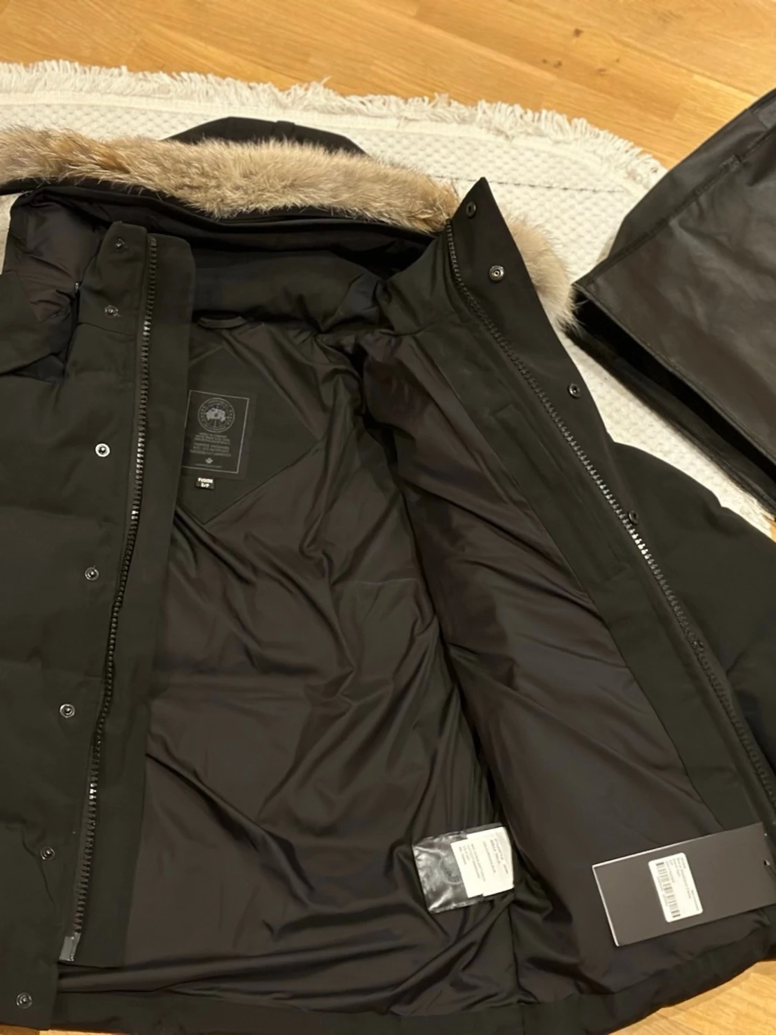 Svart dunjacka från Canada Goose - 1