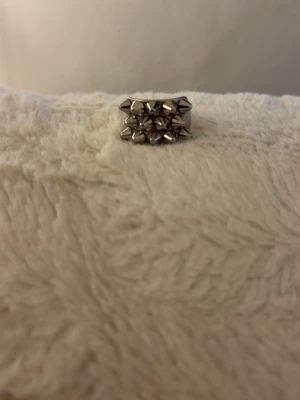 Spik silver ring  - Silver ring i bra skick från Edblad 