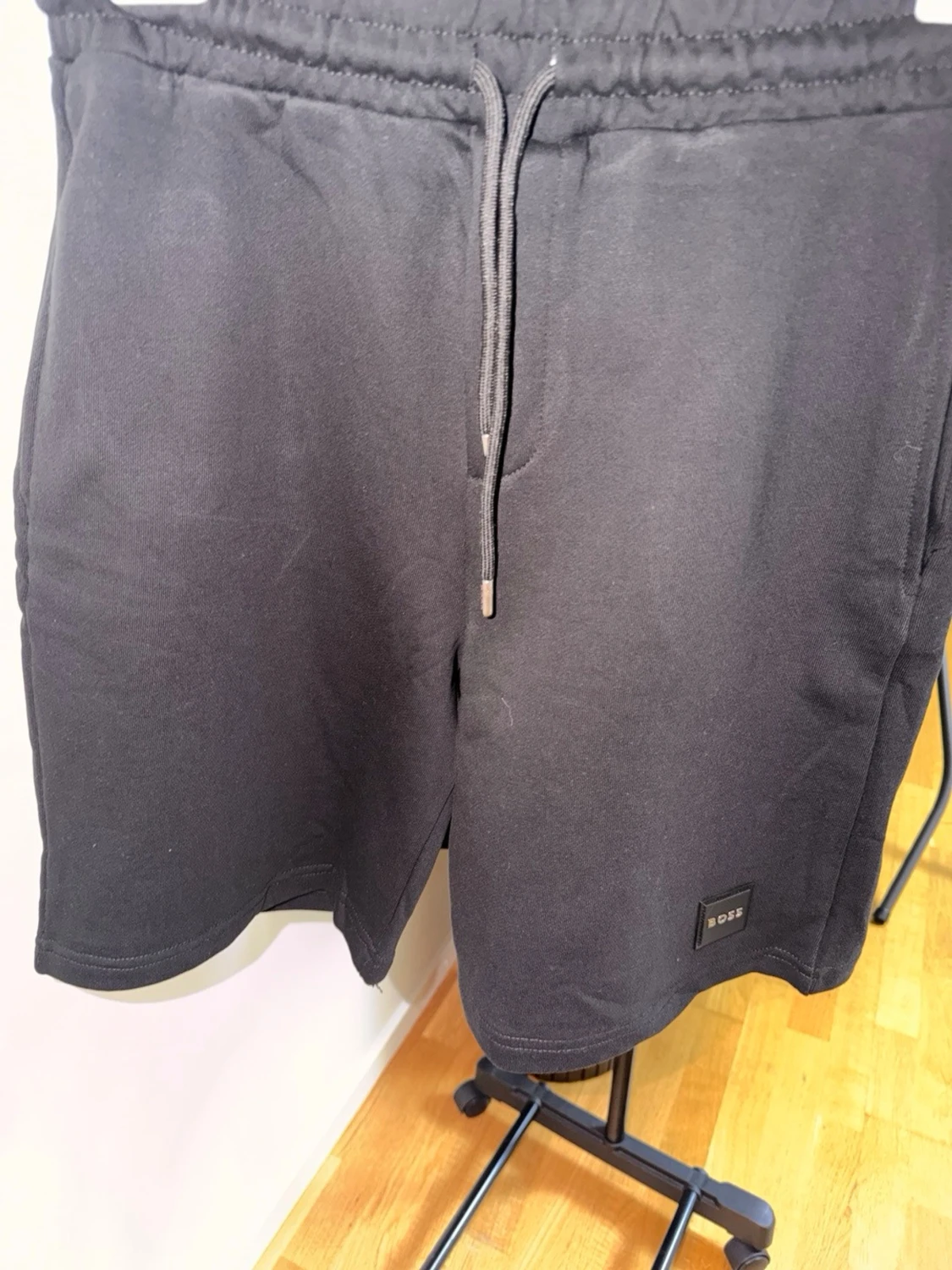 Svarta shorts från BOSS med snörning - 3