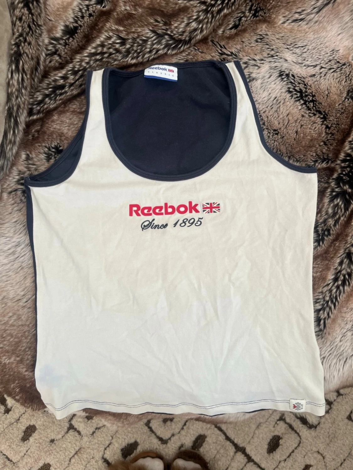 Reebok linnetopp med brittisk flagga