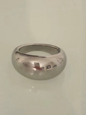 Chunky ring i rostfritt stål - Vet inte riktigt storleken, men vad jag sökt efter så ska den motsvara 15,69 mm  ungefär i diameter 💗