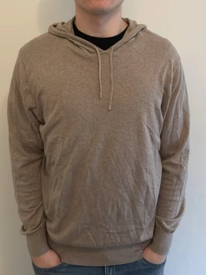 Massimo Dutti Kashmirhoodie - - Condition: 8/10 - Color: Beige - Size: M