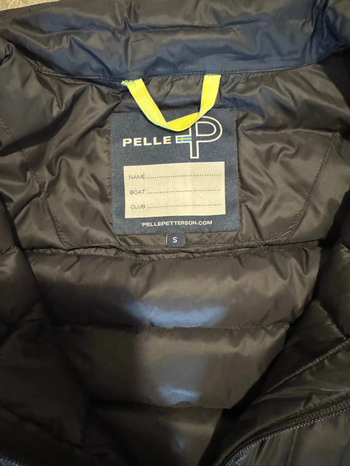 Svart dunväst från Pelle P - 2