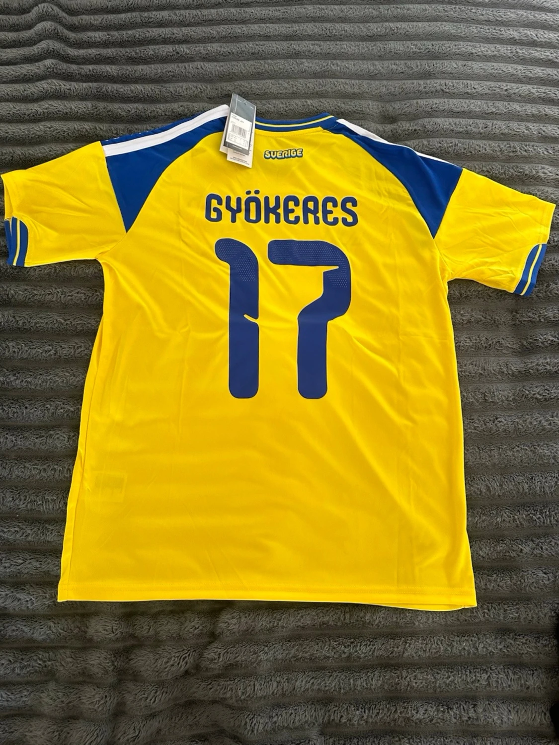 Sverige fotbollströja Gyökeres 17