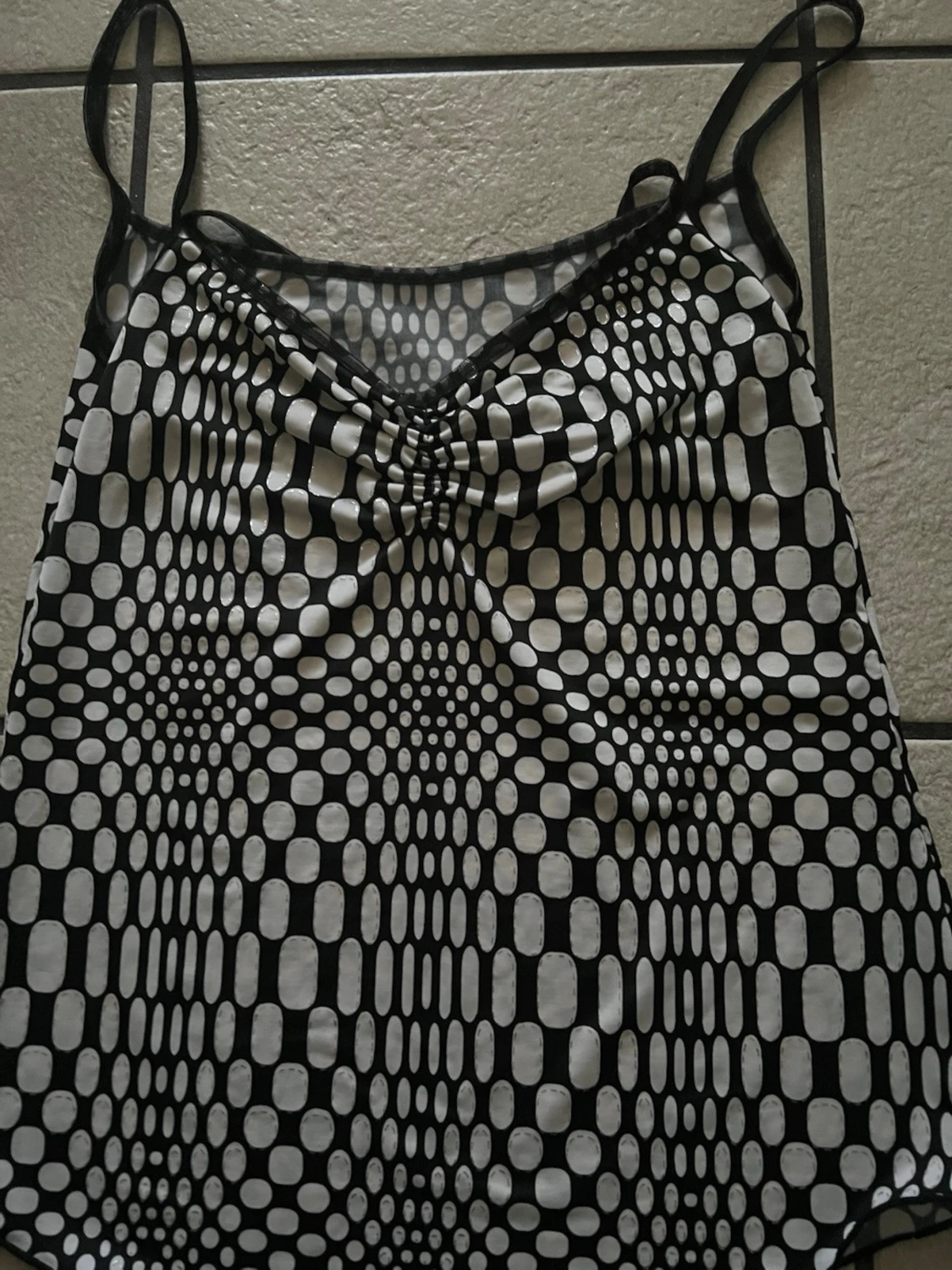 Svartvit prickig linnetopp storlek S - 3