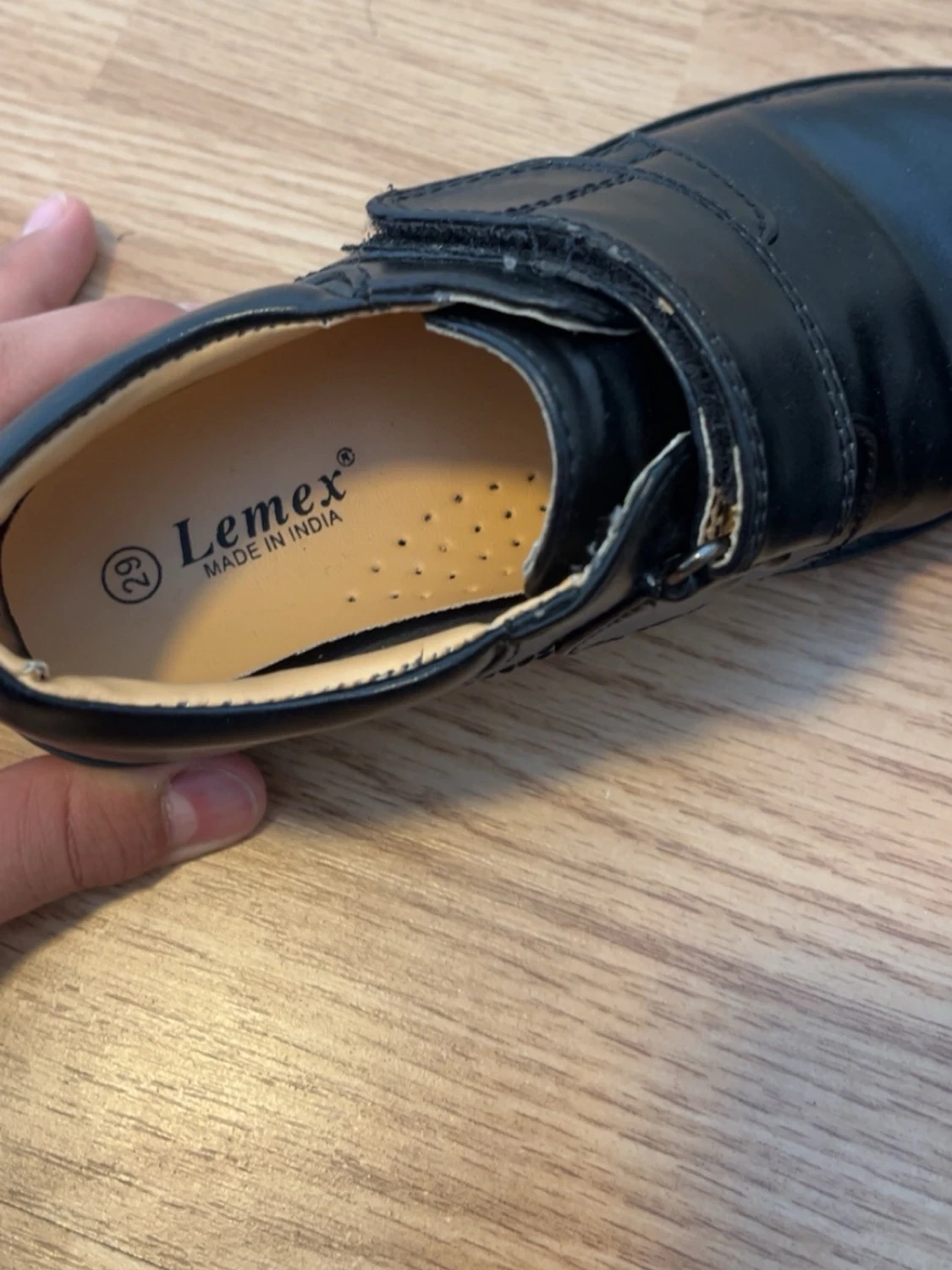 Svarta loafers med kardborreband - 4