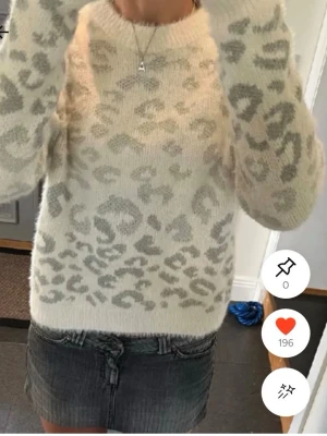 SÖKER DENNA TRÖJA - Kontakta om ni har den❤️