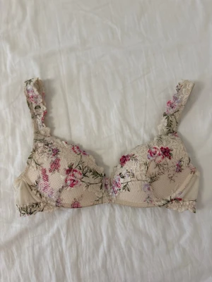Intimissimi gioia pretty flowers - Strl 70B ❣️Lite brun utan sol på