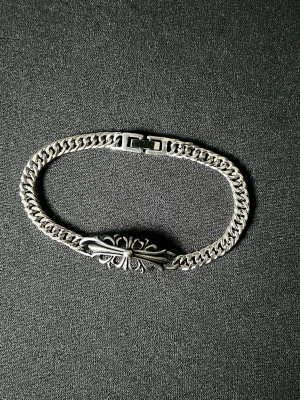 Rockstar Fleur Silver Bracelet - Unikt armband i rost- och nickelfritt stainless steel med klassiska länkar och en rå, stilren känsla. Cirka 20 cm