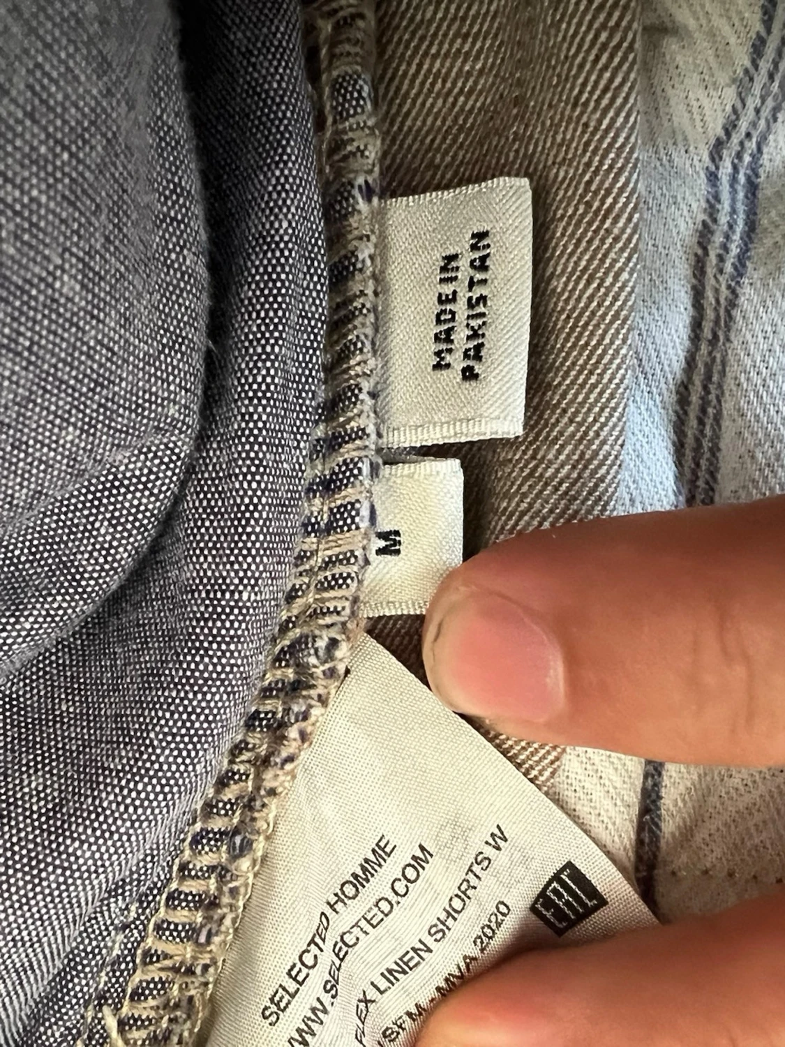 Beige linneshorts från Selected Homme - 2