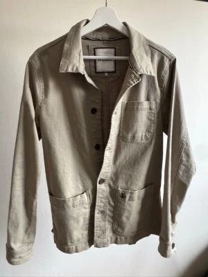 El Ganso Overshirt  - Säljer nu denna el ganso overshirten på grund av att den inte används. Den är bara använd ett fåtal gånger så skicket är 9/10! Skicka pm vid frågor😊