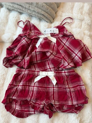 Gina tricot pyjamas  - Gina tricot 14+ pyamas i storlek L