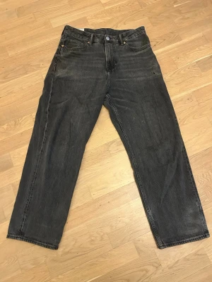 Loose fit Jeans - Storlek: 32/32