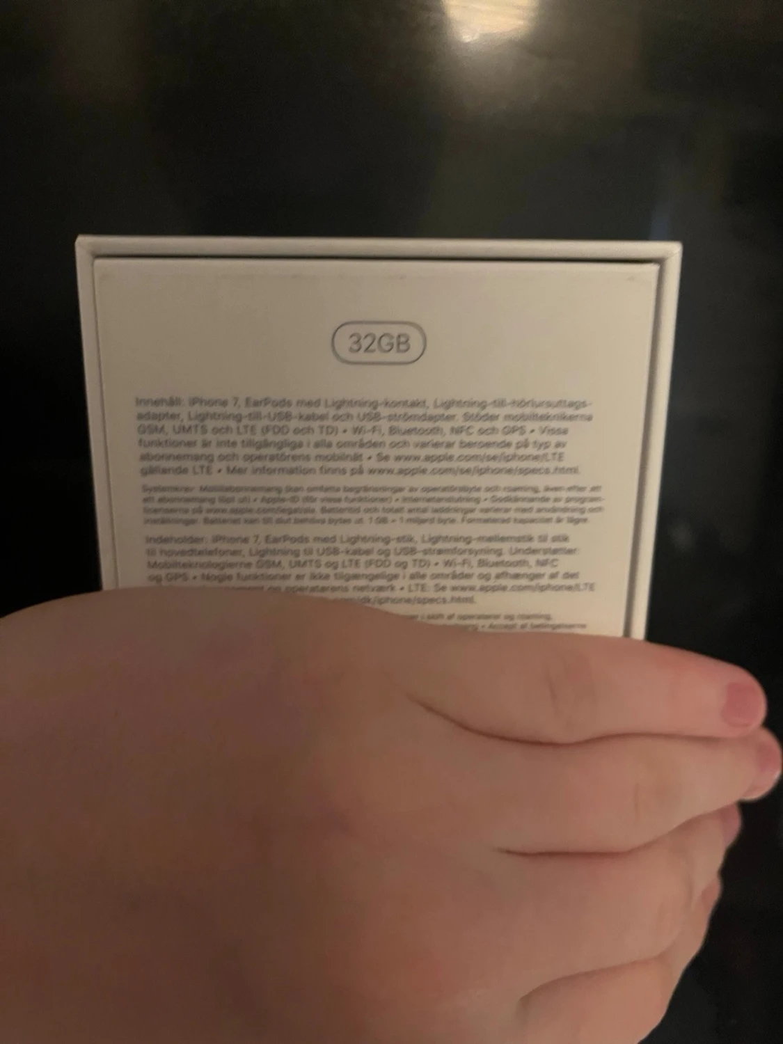iPhone 7 i roséguld kartong - 3