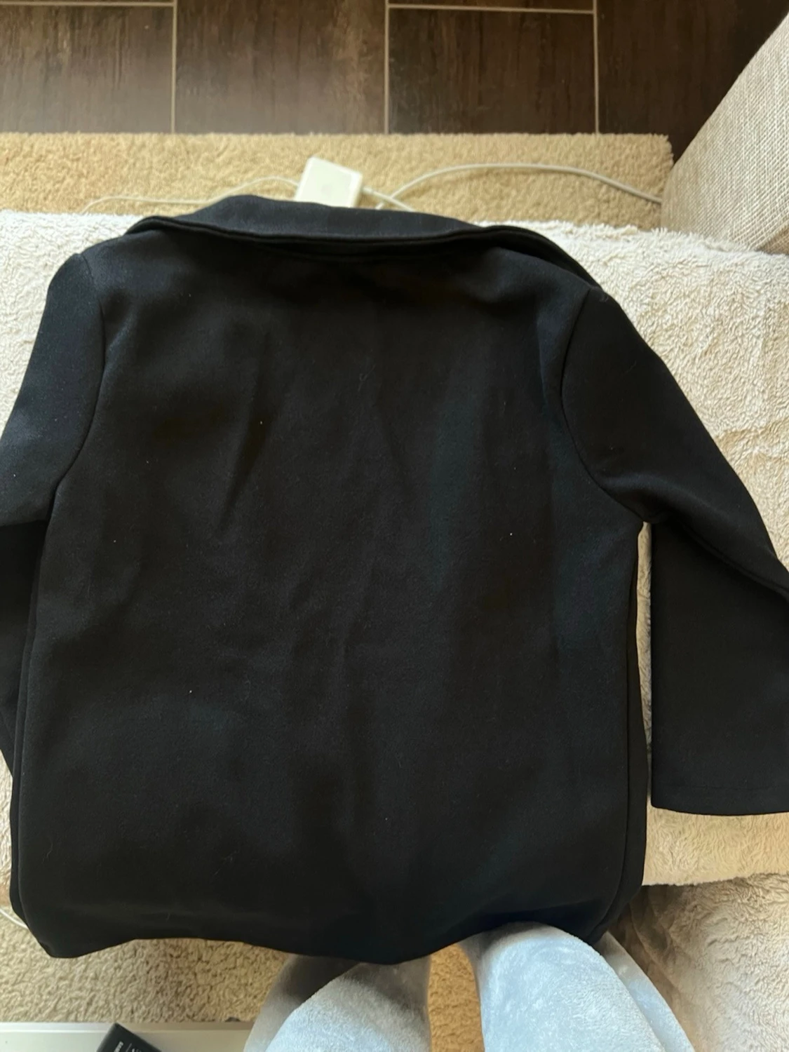 Svart klassisk kappa med fickor - 1