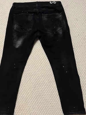 Dondup jeans - Dondup jeans i väldigt bra skick. Storlek w32. Skriv vid frågor eller funderingar!