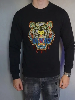  Sweatshirt  - Svart sweatshirt från Kenzo.