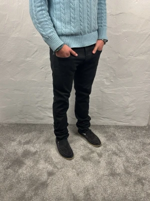 Replay jeans  - Ett par riktigt snygga jeans från Replay i storlek W33 L34 i modellen Anbbas Hyperflex 