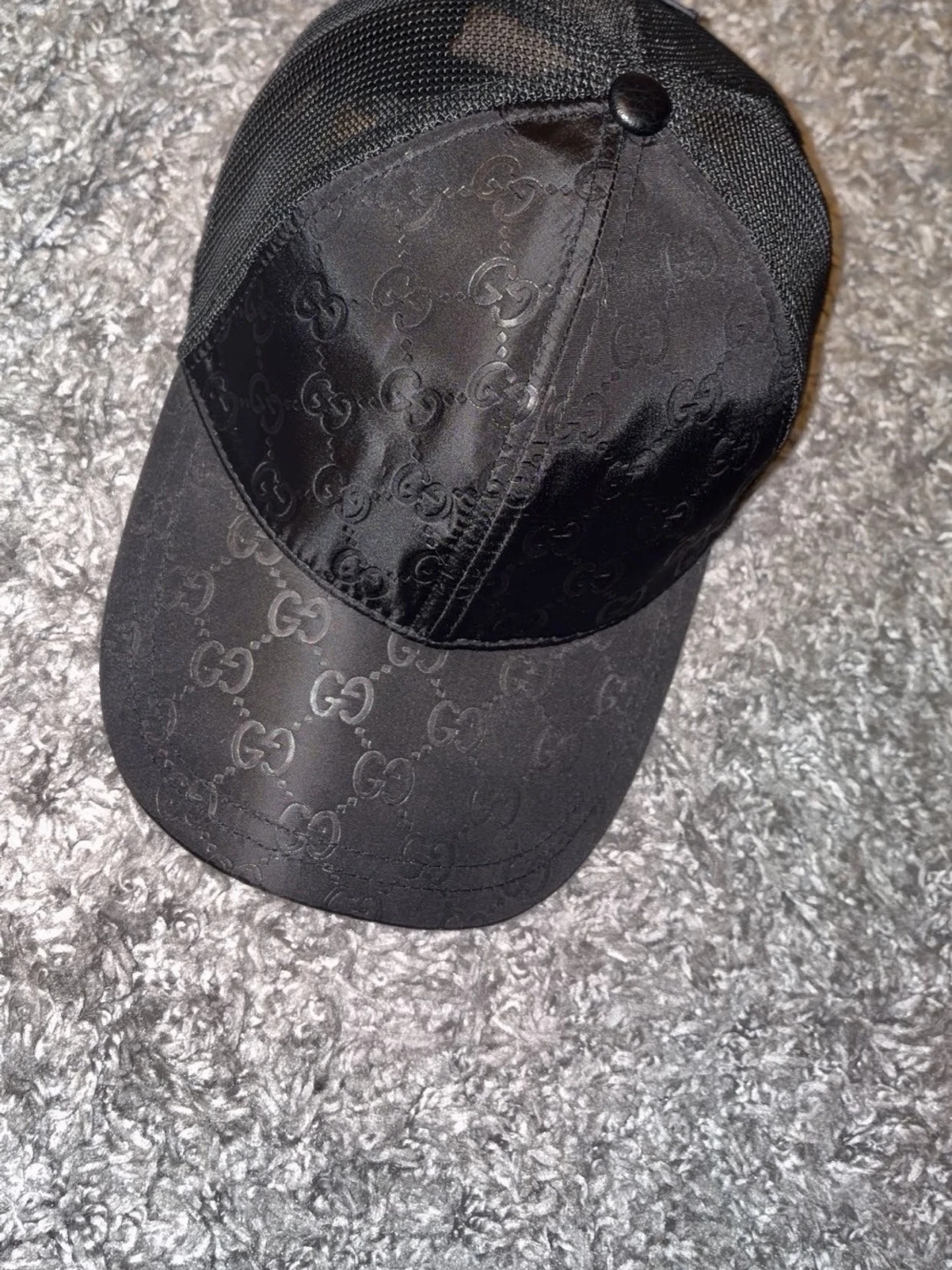 Guccii keps - 1