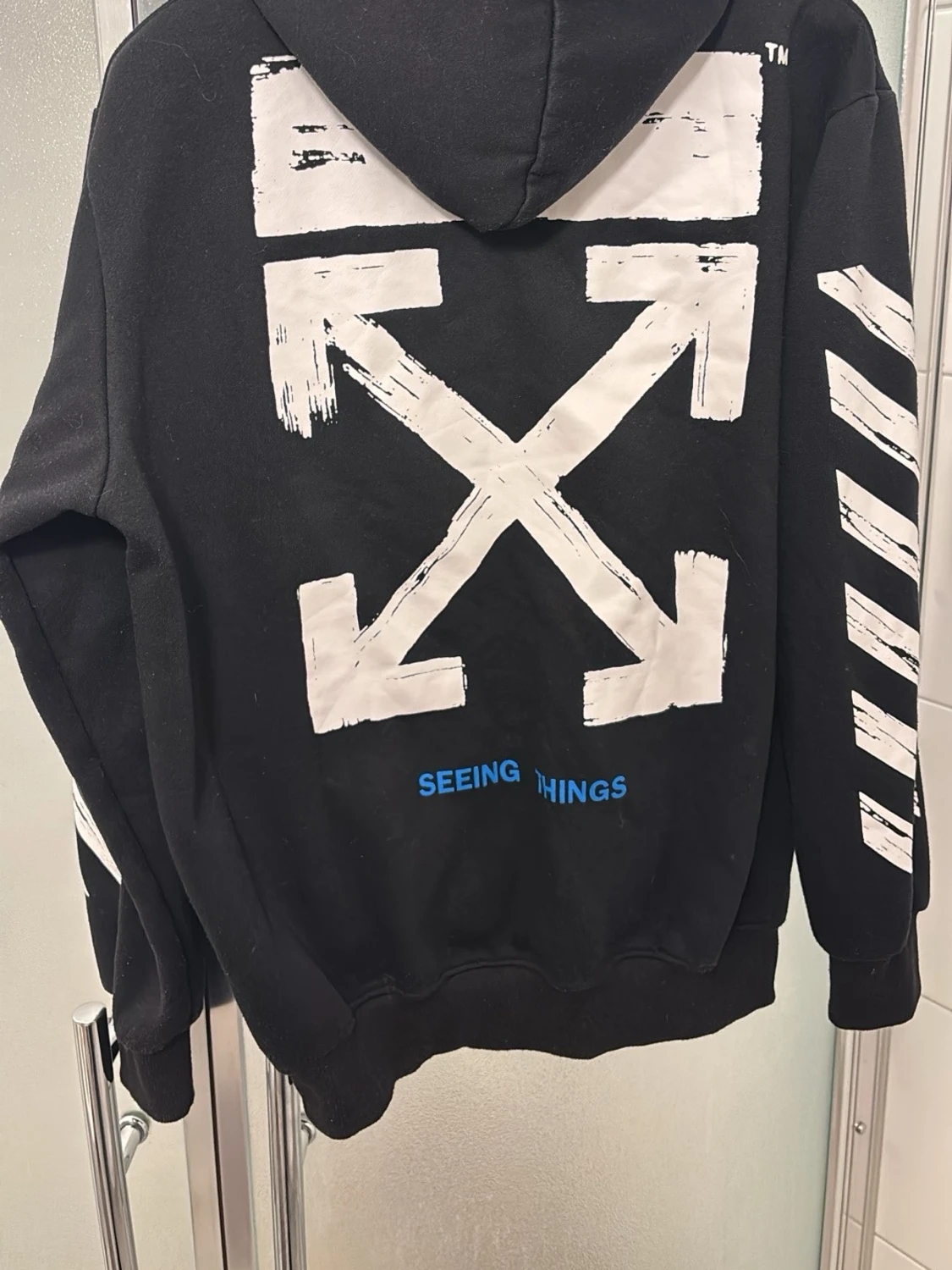 Svart off white hoodie  - 2
