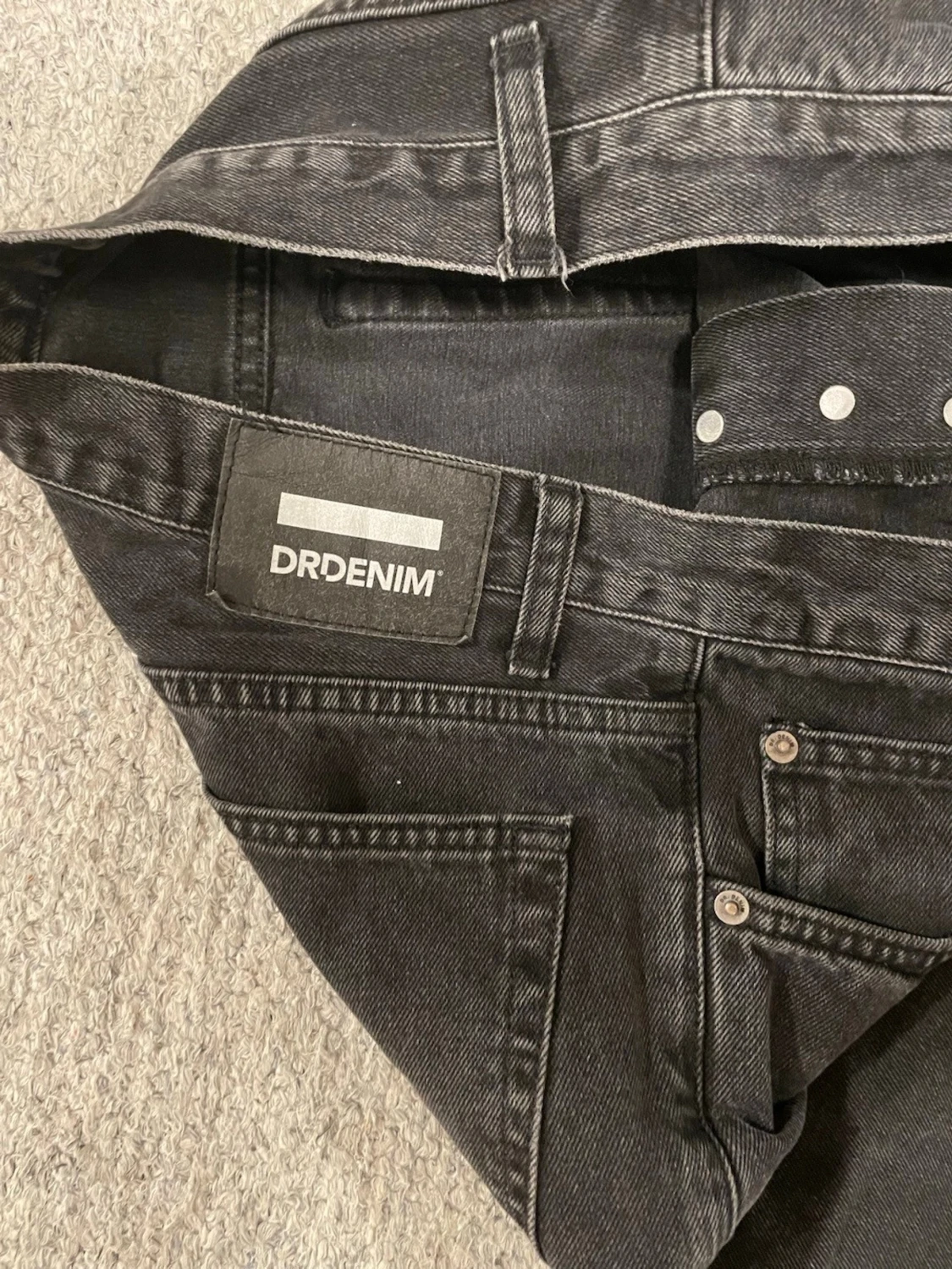 Svarta raka jeans från Dr Denim - 1