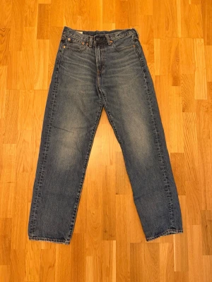 Levi’s 568 Loose Fit Jeans – blå – W29 L32 - Storlek W29L32. Pris kan diskuteras