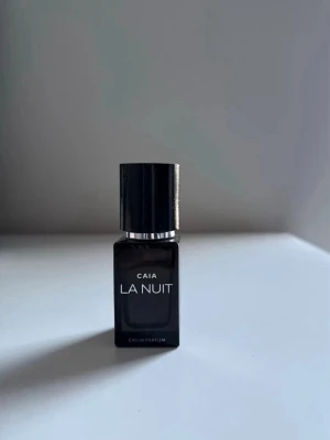 Caia La Nuit  - 15 ml. Se bilder för mängd. 