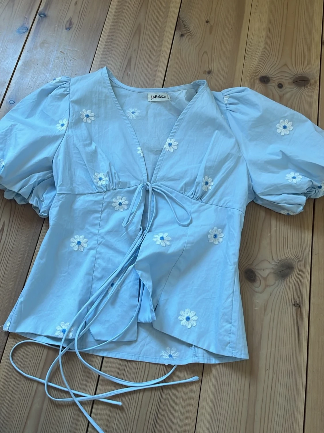 Blå blus med puffärm från missay  - 1