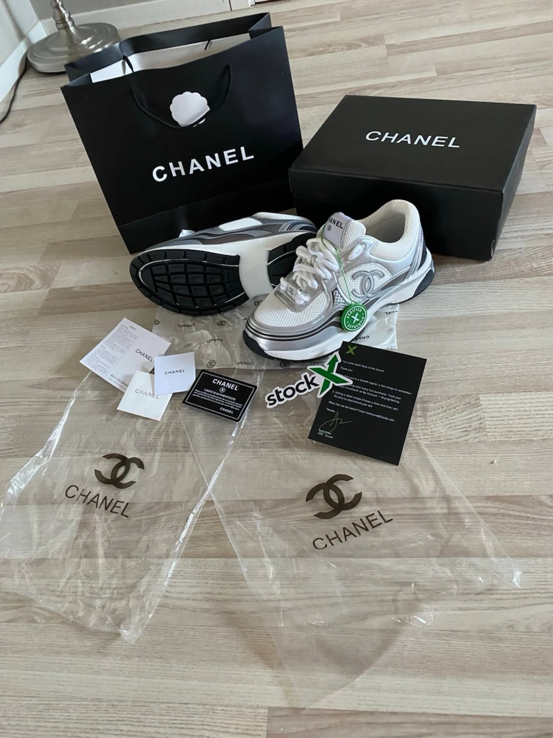 Chanel runner 