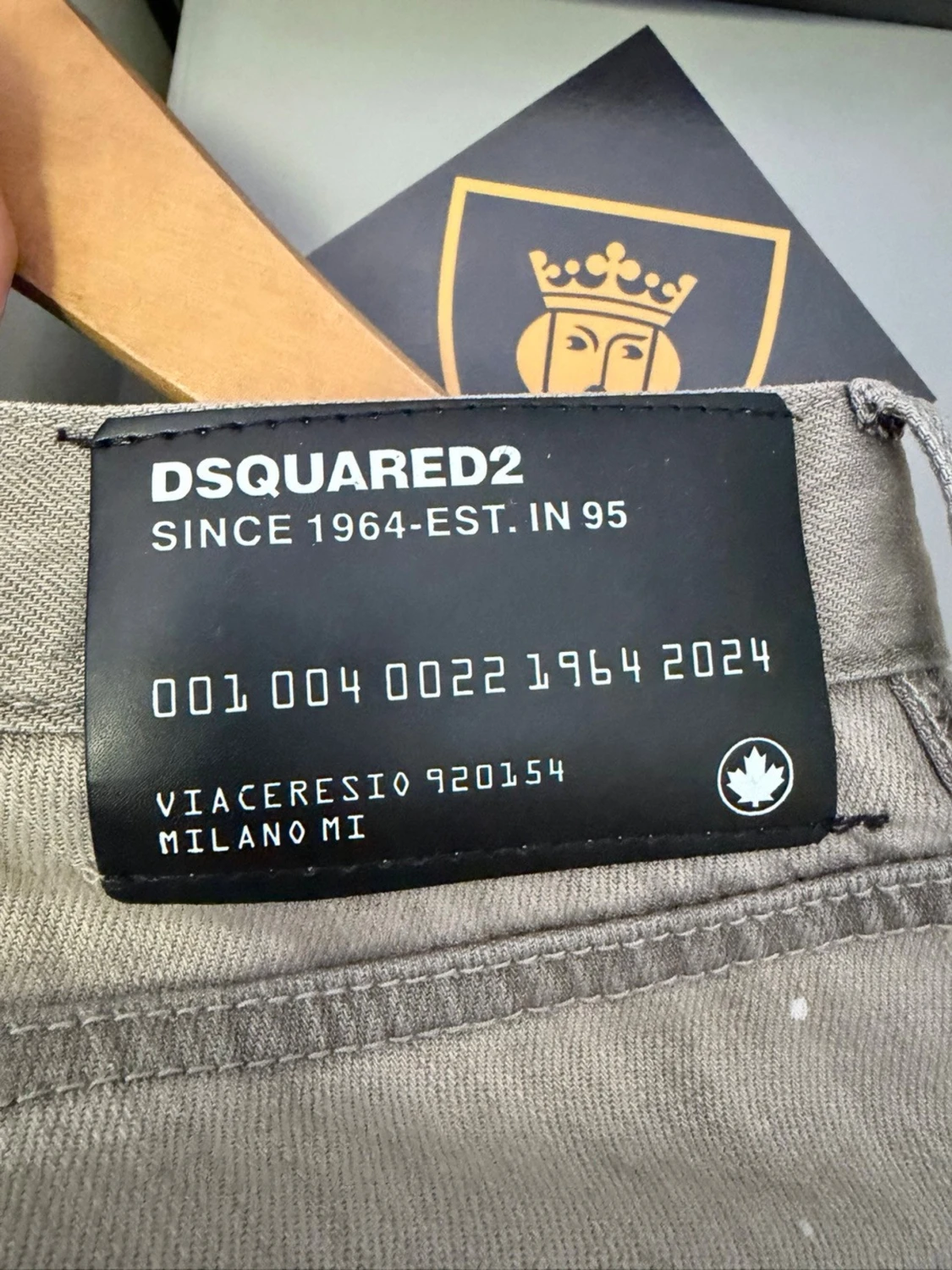 Grå distressed jeans från Dsquared2 - 2