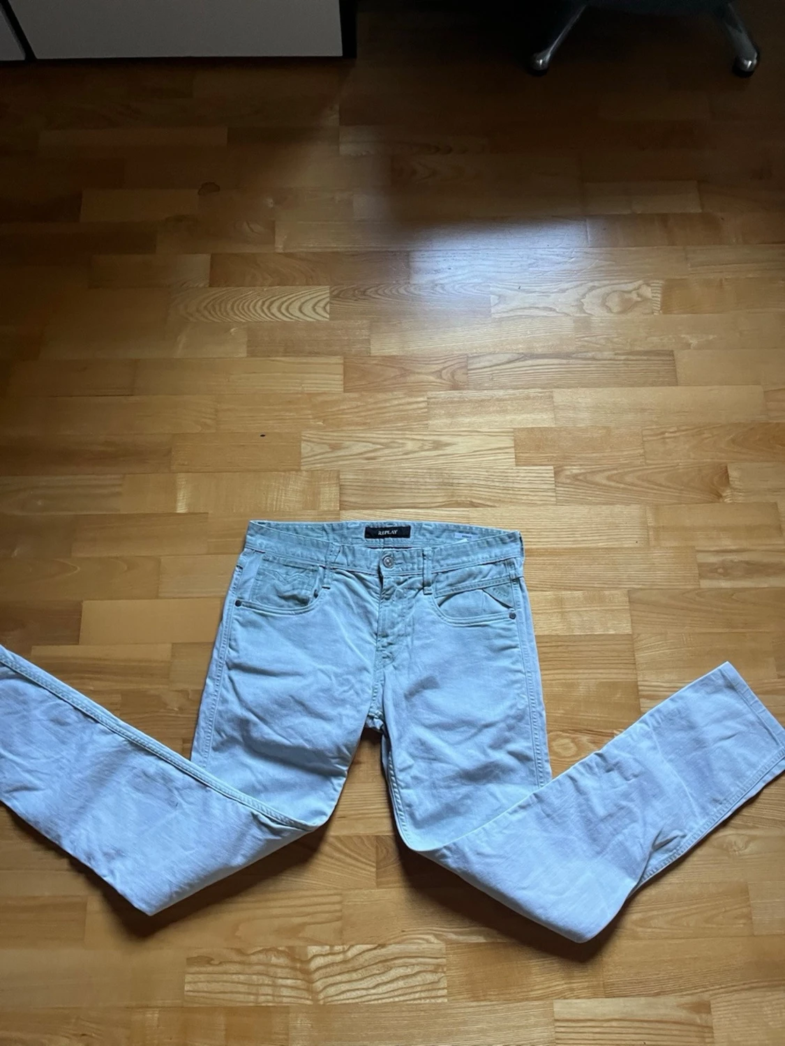 Ljusblåa jeans från replay