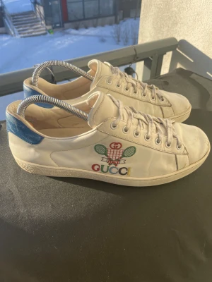 Gucci Ace med tennisbrodyr - Skick 7/10 skriv vid frågor eller funderingar!