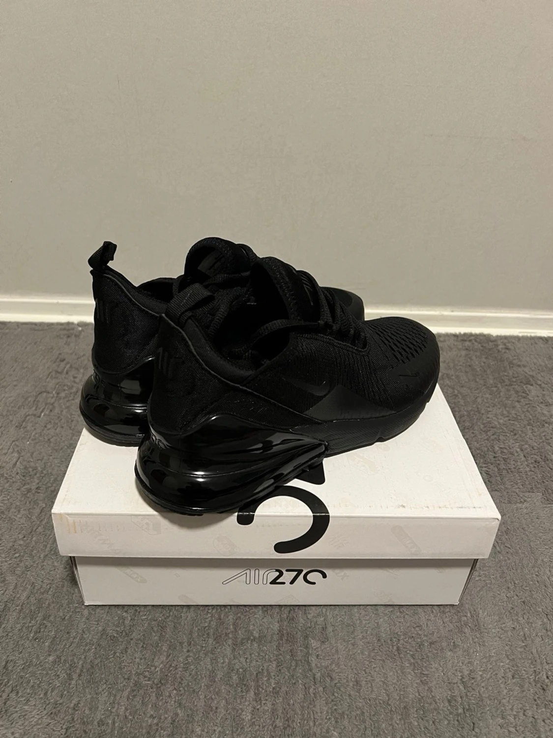 Nike Air Max 270 helsvarta sneakers - 1