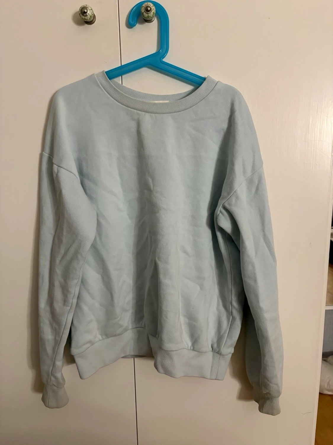 Ljusblå basic sweatshirt