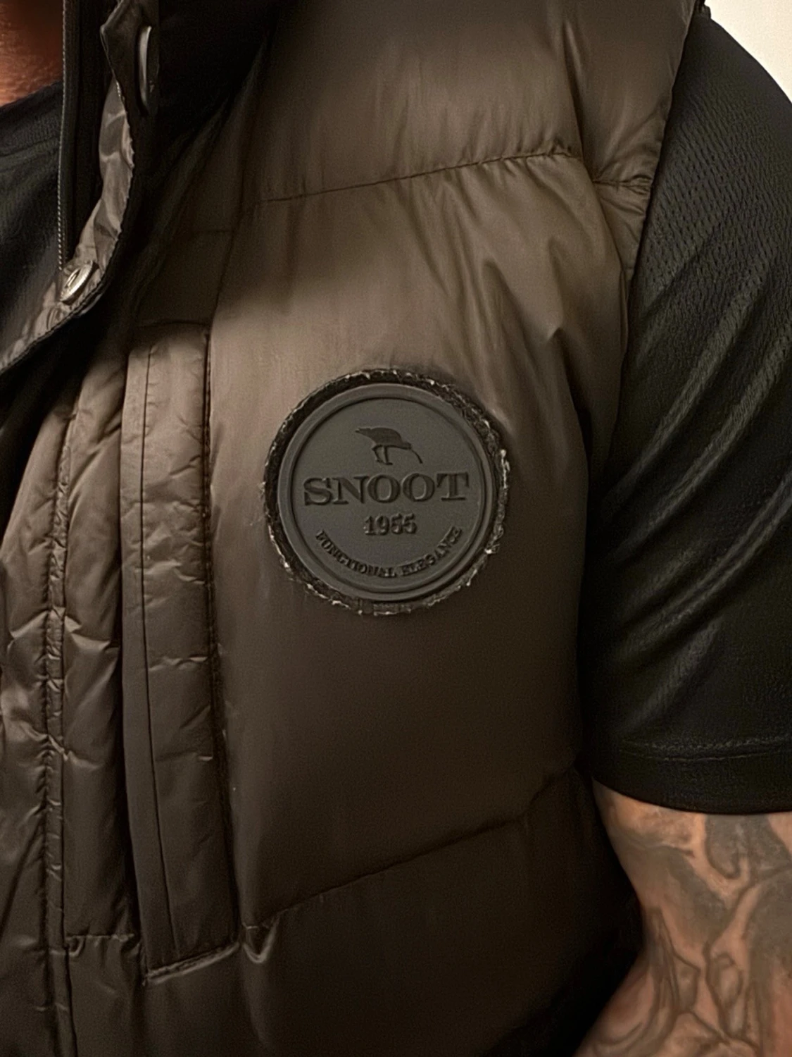 Mörkbrun dunväst från Snoot - 1