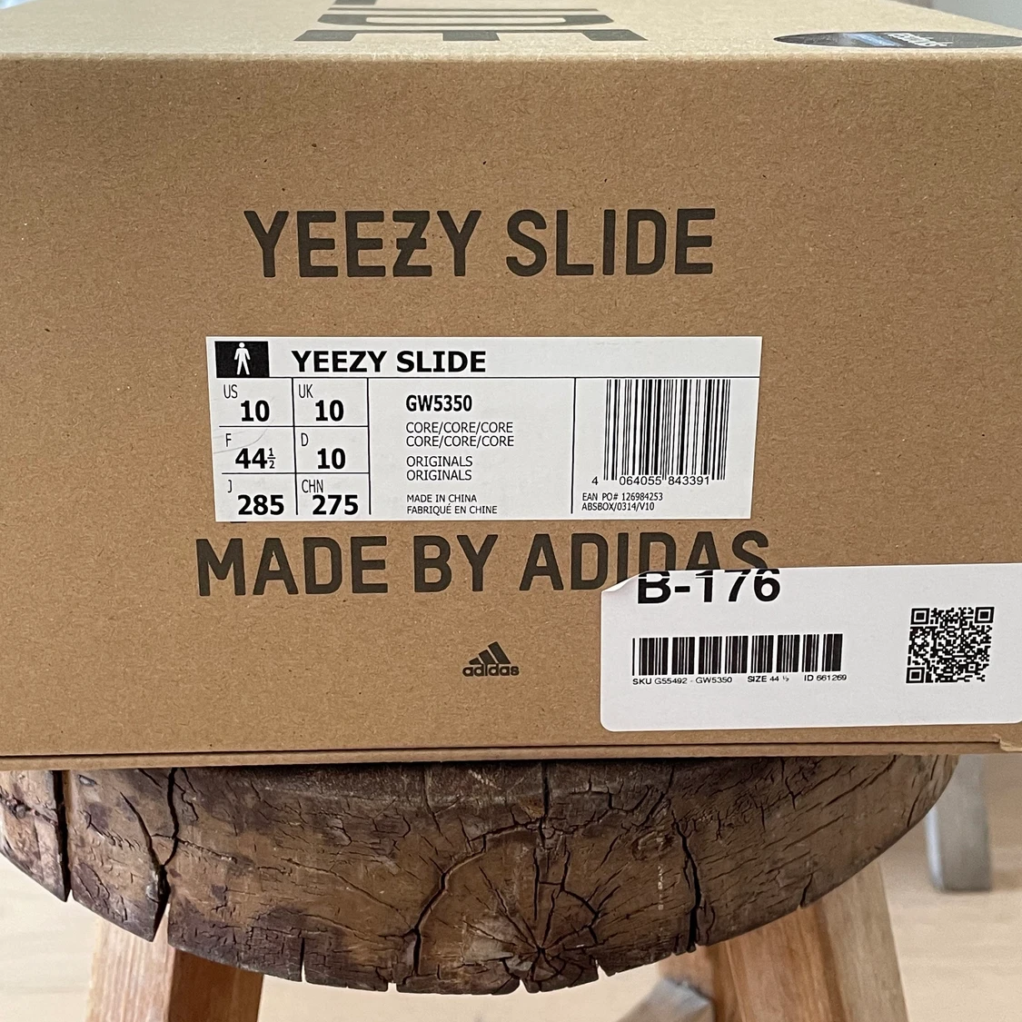 Yeezy slides (core) - 91
