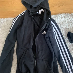 adidas hoodie - ej använd