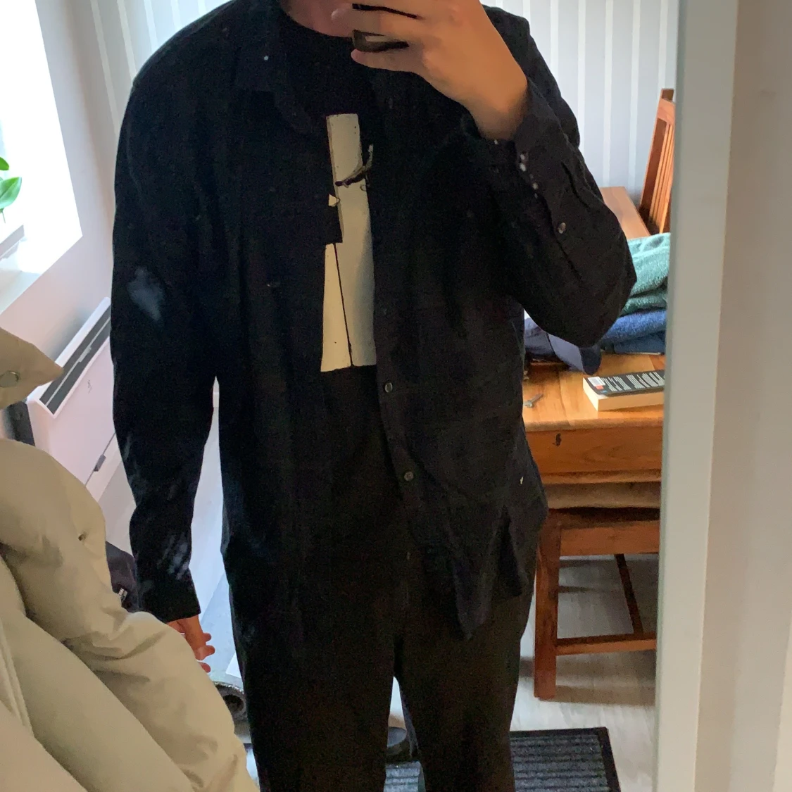 Mörkblå skjorta - 90