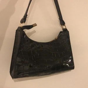 Väska - Helt ny väska! Kan också fraktas! Kontakta mig för mer bilder eller frågor