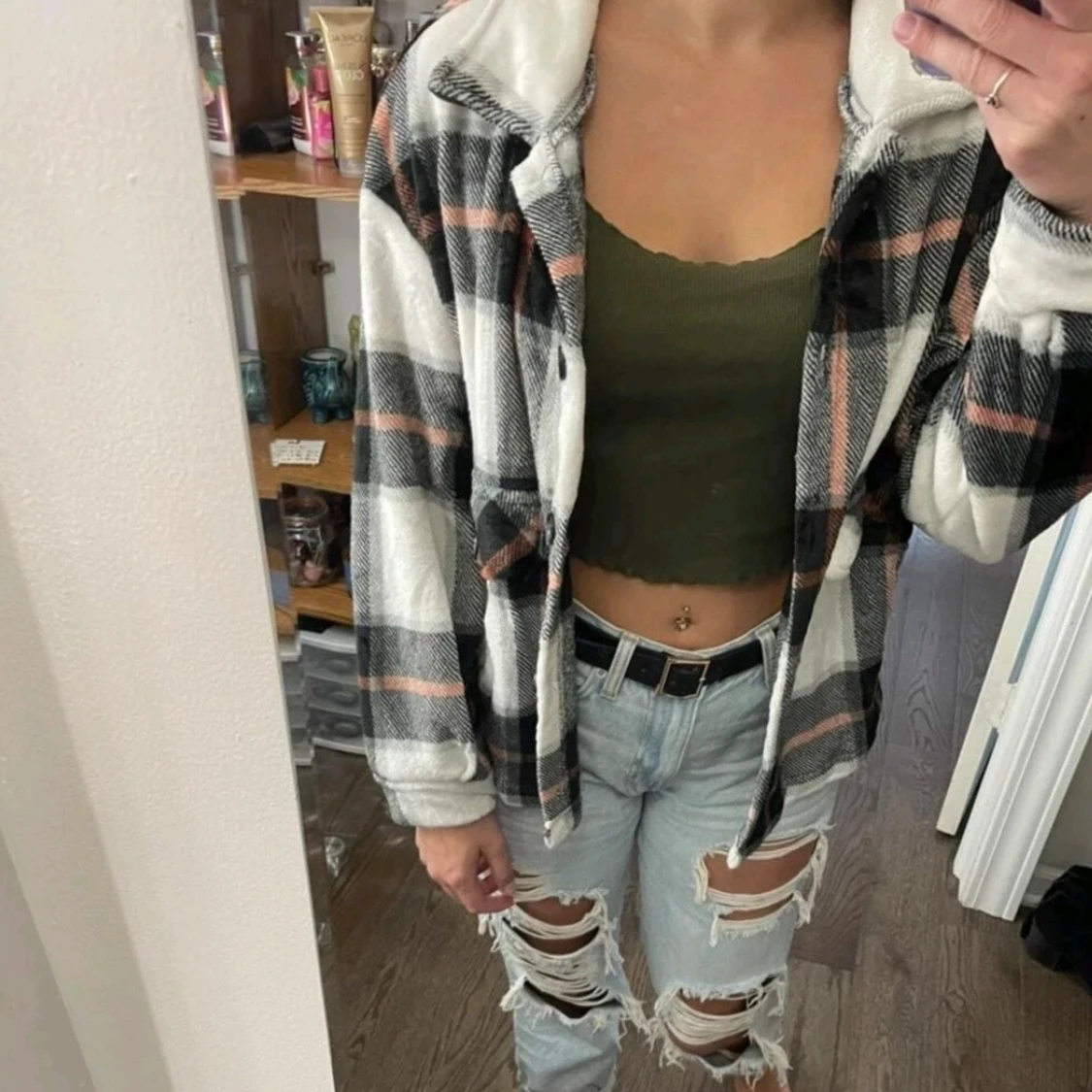 Helt ny jacka med knappar 