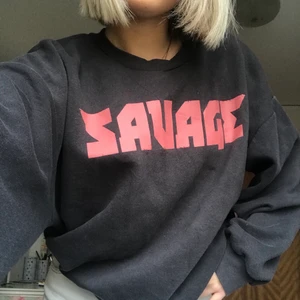 Sweatshirt från Gina  - Supermysig oversized sweatshirt från Gina. Knappt använd 💘