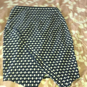 Kjol - 100kr kontakta mig om due intresserad 