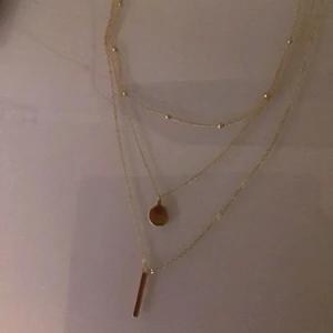 3 st halsband  - 10kr/st eller alla 3 för 25kr 