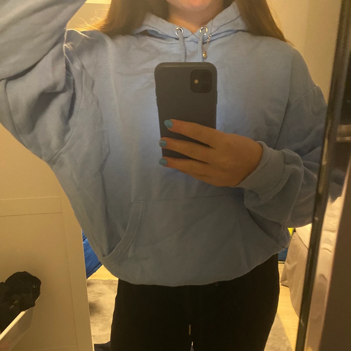 Ljusblå hoodie - 90