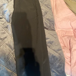 Kortare kostym byxor bootcut - Fint skick 