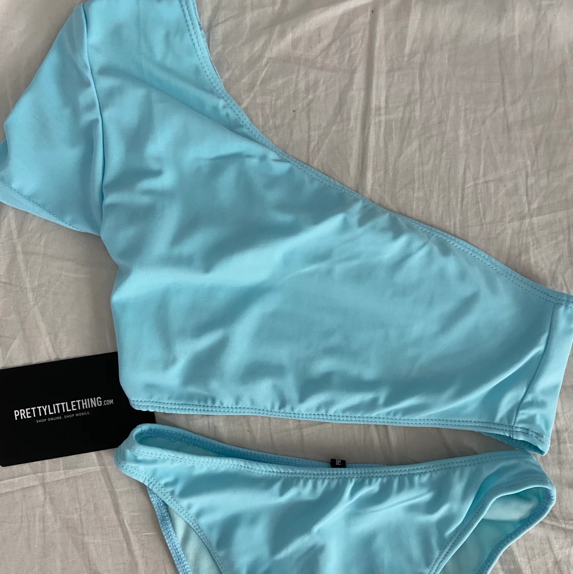 PRETTY LITTLE THING BIKINI (helt oanvänd) - 90